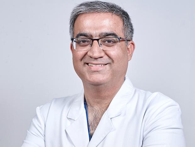 Dr. Sandeep Dewan Support Specialties | Intensive Care and Critical Care Fortis Memorial Research Institute, Gurugram