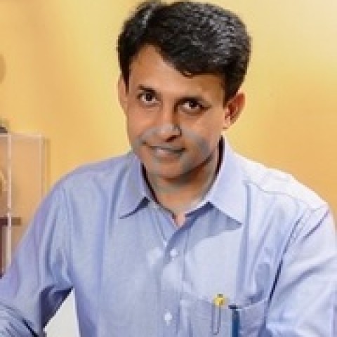 Ashok Jain博士